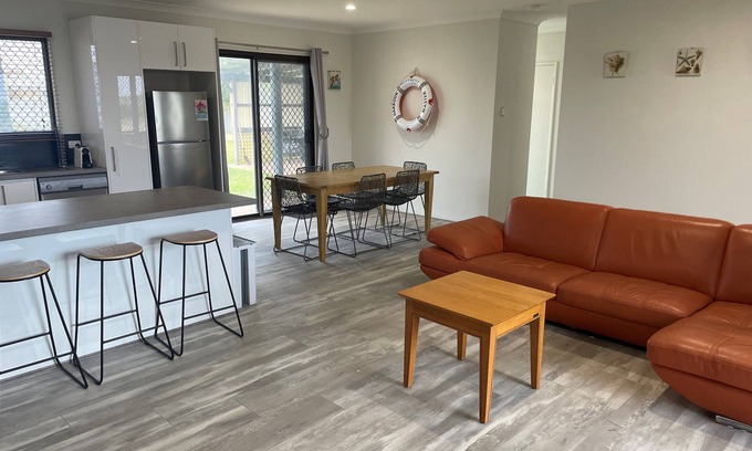 Lancelin House | Relax, Refresh, Recharge
