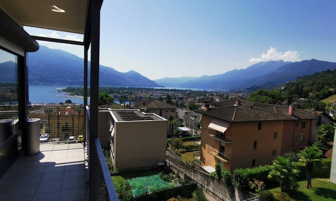 Muralto Apartment | Relaxation on Lake Maggiore, pool&sauna