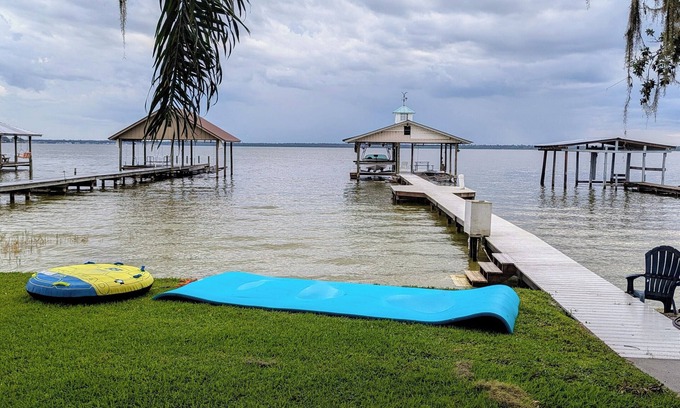 Lake Placid House | Relaxing 2-bedroom house in Lake Placid with WiFi, AC