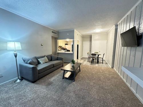 Nassau Bay Apartment | Relaxing Apartment in Bay Area Stay Near Houston Attractions