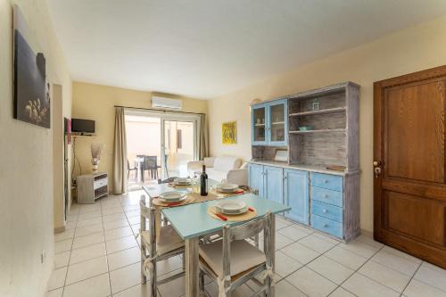 Golfo di Marinella Apartment | Relaxing BaiaDeBahas 1BedApt Bilo4 sleeps 4