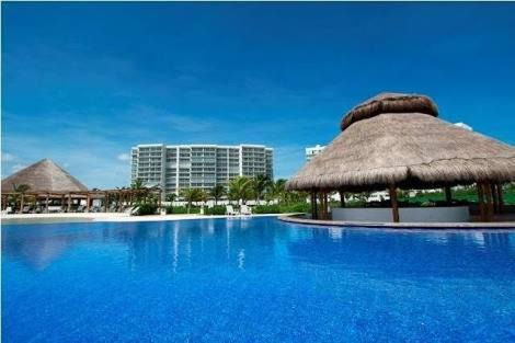 Puerto Juarez Apartment | Relaxing beachfront loft
