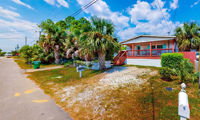 Laguna Beach Estates House | Relaxing Coastal Getaway – Spacious & Private, Just Steps from the Sand