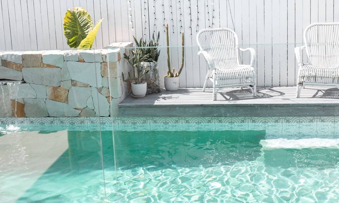 Peregian Beach House | Relaxing family space, tropical Magnesium pool + Pets