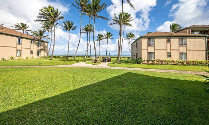 Kapaa Condo | Relaxing Ocean View Condo in Kauai | Pono Kai Resort | PK-E102