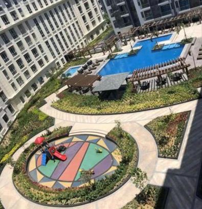 Pasay Apartment | Relaxing Pasay Retreat Pool, WiFi & Gym Access