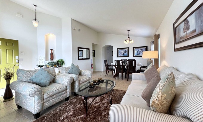 Veranda Palms House | Relaxing Pool Hm with Game Room 4Bed 3Bath