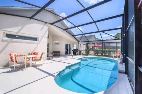 Lake Berkley Villa | Relaxing, Private Family Home At Lake Berkley Resort, South Facing Pool, Near Disney, SeaWorld