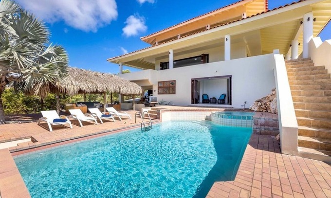 St. Marie Villa | Relaxing spacious villa w/Pool, Bubble bath & BBQ