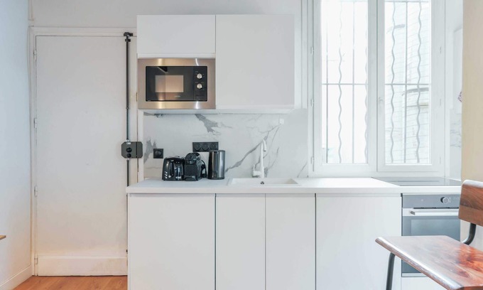 Sorbonne Apartment | Relaxing Urban Getaway, Notre Dame