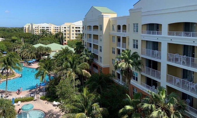 Weston Apartment | Relaxing Vacation 1BR Condo! Located central to all the happenings in South FL!