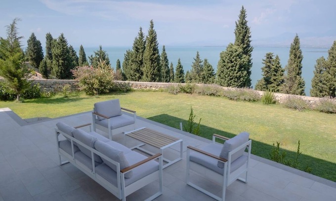Shkoder House | Relaxing Villa Amazing Lake View