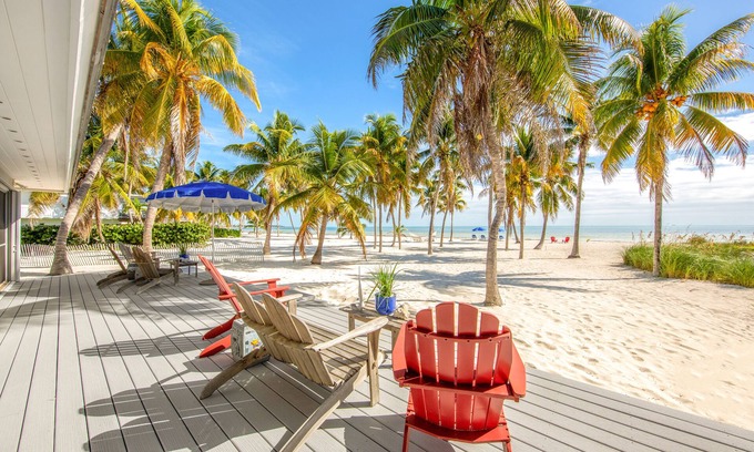 Lower Matecumbe Beach House | Relaxing waterfront retreat with boat dock & amazing ocean views