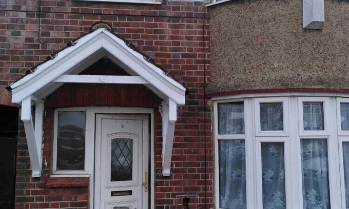 Cranford House | Remarkable 3-Bed House in Hounslow