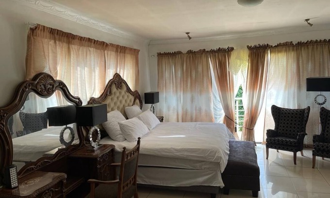 Nigel House | Remarkable 5-Bed House in Springs & Nigel