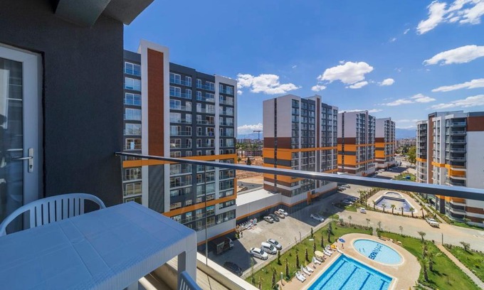 Kepez Apartment | Remarkable Flat with Shared Pool in Kepez