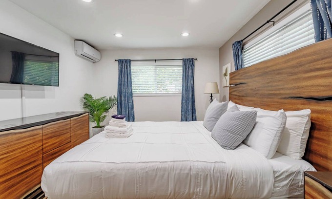 Alhambra Apartment | Remodeled 3-Bedroom in Charming Alhambra with Yard, WFH Setup, and Pet Friendly