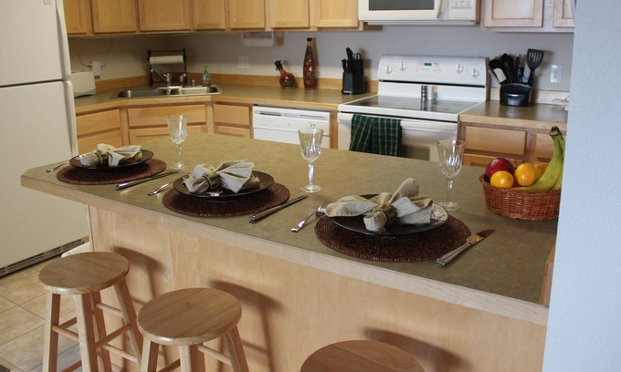 Big Sky Condo | REMODELED 3BR 2 bath Ski-In, 42-in TV, WiFi; hot tub