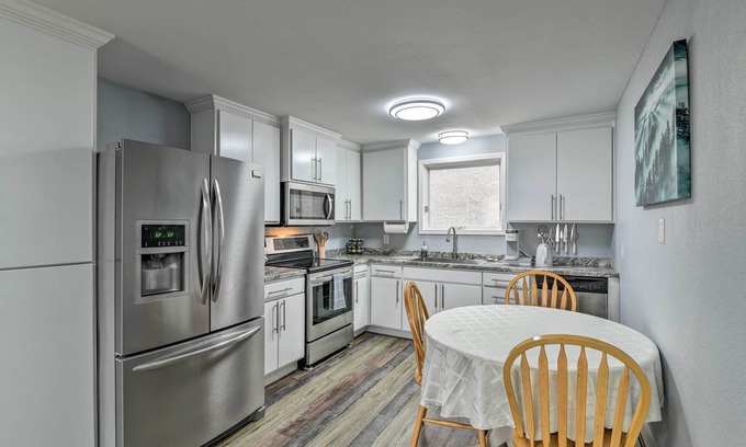 North Star Apartment | Remodeled Anchorage Apartment ~ 2 Mi to Downtown!