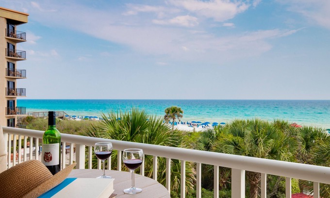 Fort Walton Beach Condo | Remodeled Beachfront 3 Bedroom 3 Bathroom + Hall Bunks with 2 Beach Setups.