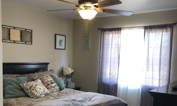 Santa Maria House | Remodeled cozy home - 2 mins from hospital and 15 mins from VAF base-