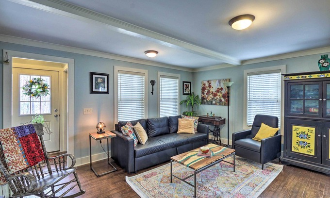 Central Waterford House | Remodeled Farmhouse in Waterford Near 2 Beaches!
