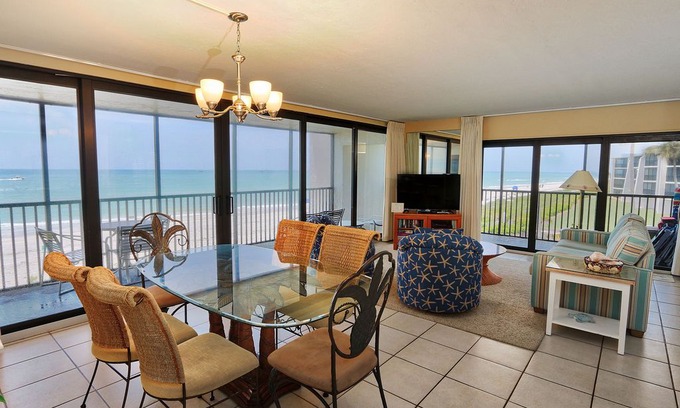 Sanibel Apartment | Remodeled, Gulf Front, Two Bedroom Condo with Den - Sundial E301