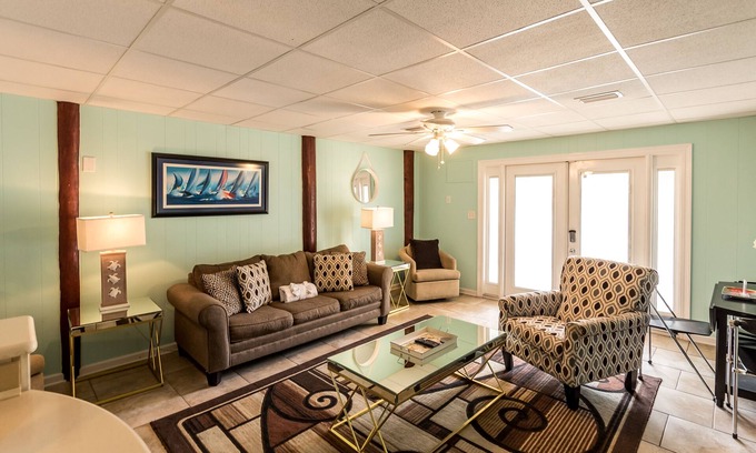Miramar Beach House | Remodeled House Very Short Walk to Beach - 2BD/2BA Sleeps 6