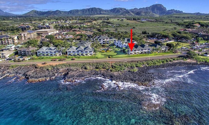 Poipu House | Remodeled Oceanview Townhome Luxurious End-Unit w/Stunning View and Pool Access