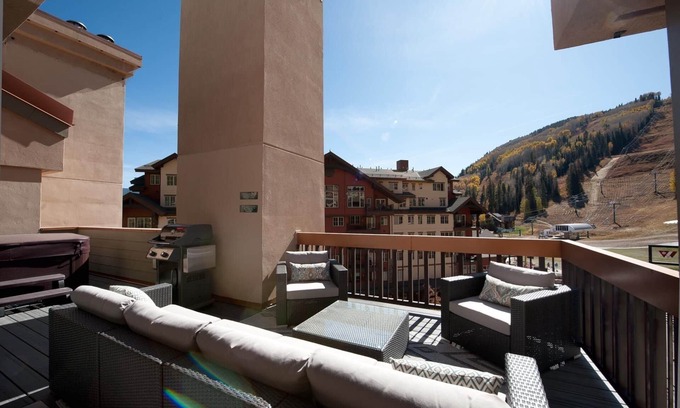 Purgatory Condo | Remodeled Penthouse - Ski In/Out - Huge Decks/Views - Private Hot Tub/Sauna