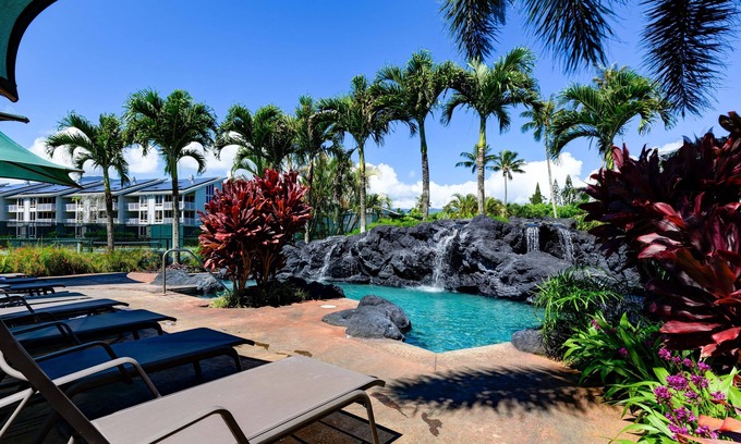 Princeville Condo | Remodeled Resort-Style Condo with Waterfall Views