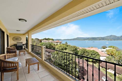 Playa Flamingo House | Remodeled Top-Floor Flamingo Condo with Outstanding Ocean Views