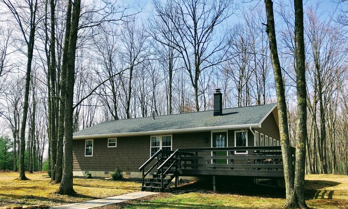 Lock Haven Cabin | Remote family cabin in the mountains near the Pine Creek Valley Rail Trail