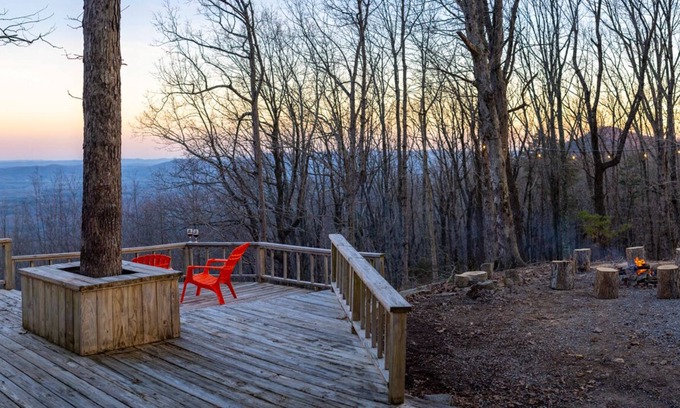 Rising Fawn House | Remote paradise surrounded by 1250 acres, view for miles