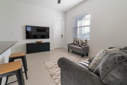 Winter Garden Apartment | Remote workers apartment or Long Stay Home