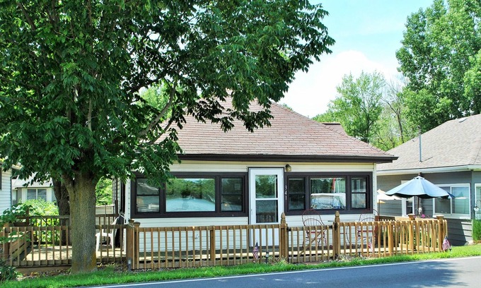 Russells Point House | Remy's Waterfront Retreat w/Dock