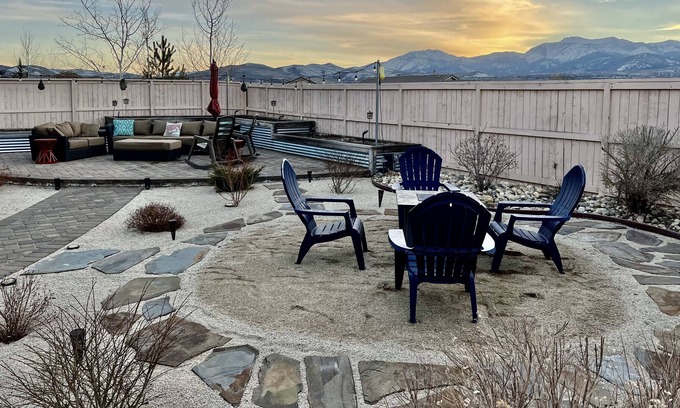 Reno House | Reno / Tahoe Retreat House With Mt Rose View - Breathtaking Sunsets