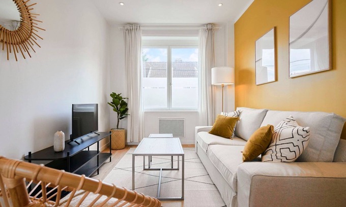 Lille Apartment | Renovated 1 bedroom apartment- Lille
