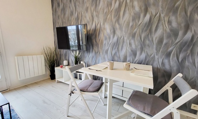 Les Sables d'Olonne Apartment | Renovated 1-Bed Apt with Parking Near Marina and Beach