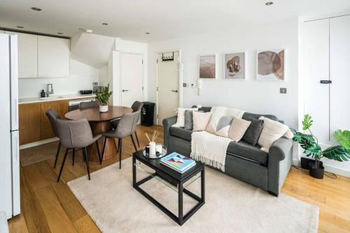 Paddington Apartment | Renovated 2BR, 2BA near HYDE PARK 1 min from tube