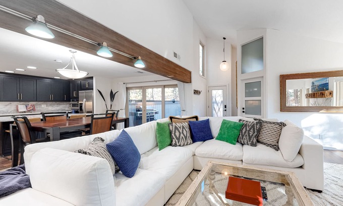 Incline Village Condo | Renovated 2nd-floor condo with deck, grill, fireplace, W/D, & free WiFi
