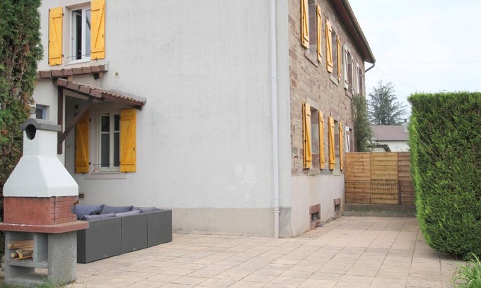 Luxeuil-les-Bains Apartment | Renovated 3-bedroom apartment in Luxeuil-les-Bains
