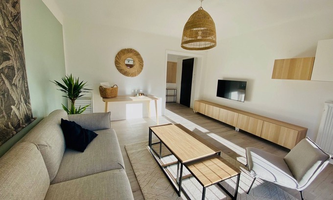 Sud Apartment | Renovated 3-bedroom apartment 15' walk from Cours Mirabeau