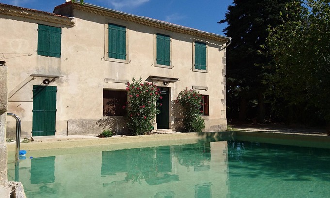 Valreas House | renovated and comfortable house in a Provencal farmhouse, surrounded by vineyards