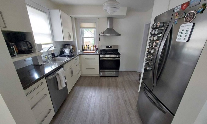 Sarnia House | Renovated and furnished North End home - move in ready!