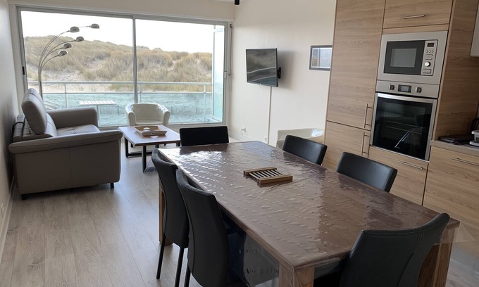 Fort-Mahon-Plage Apartment | Renovated apartment with private garage, balcony, and sea view