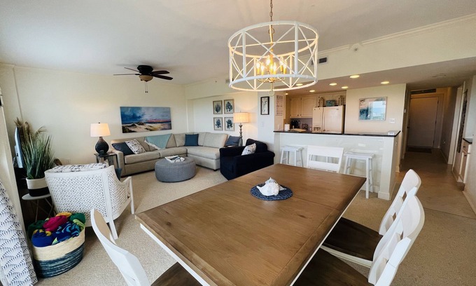 Shell Island Condo | Renovated beach front condo in amenity-filled Duneridge