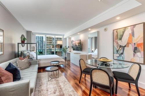 Coconut Grove Apartment | Renovated Coconut Grove Studio includes Parking
