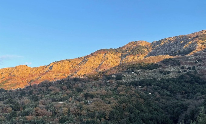 Ikaria House | Renovated family house in Ikaria boosting 4-bedrooms, mountain and sea views