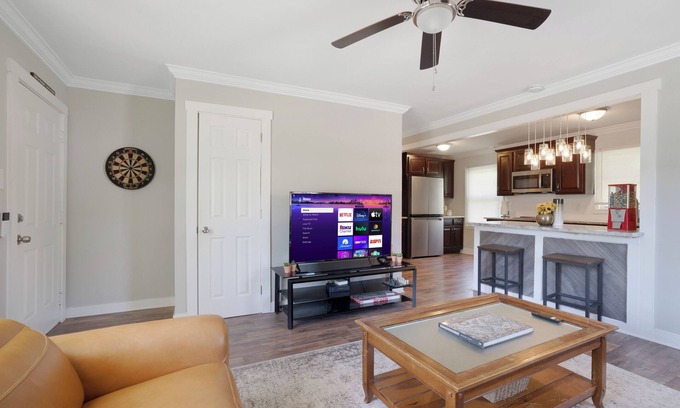 Rock Hill House | Renovated Gem Mins to Downtown Rock Hill